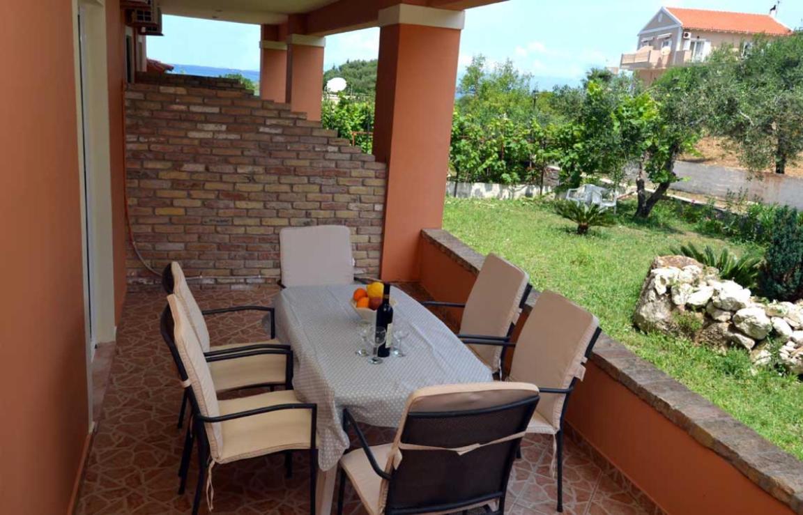 Pyramid City Apartments Agios Spyridon  객실 사진