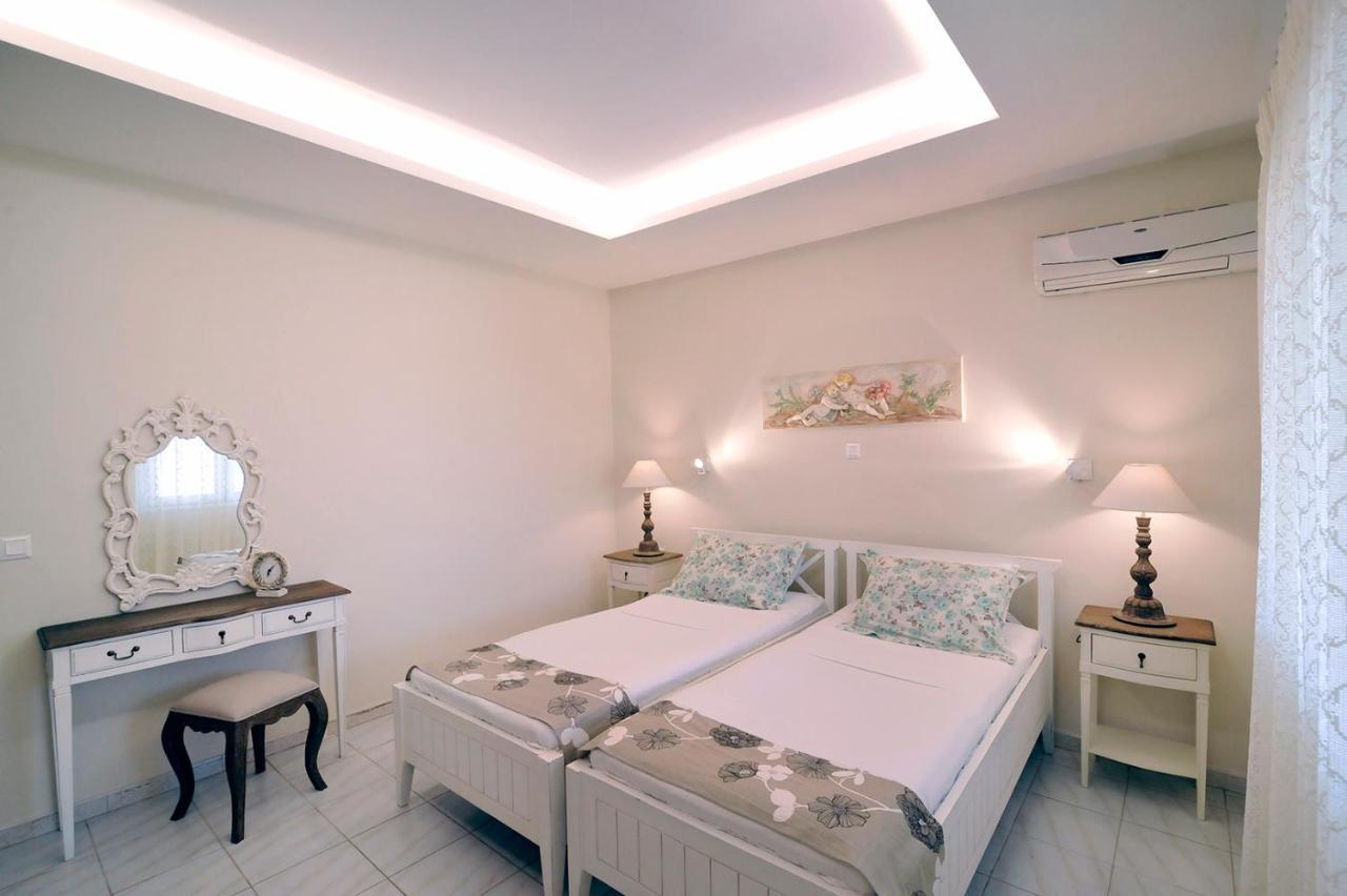 Pyramid City Apartments Agios Spyridon  객실 사진
